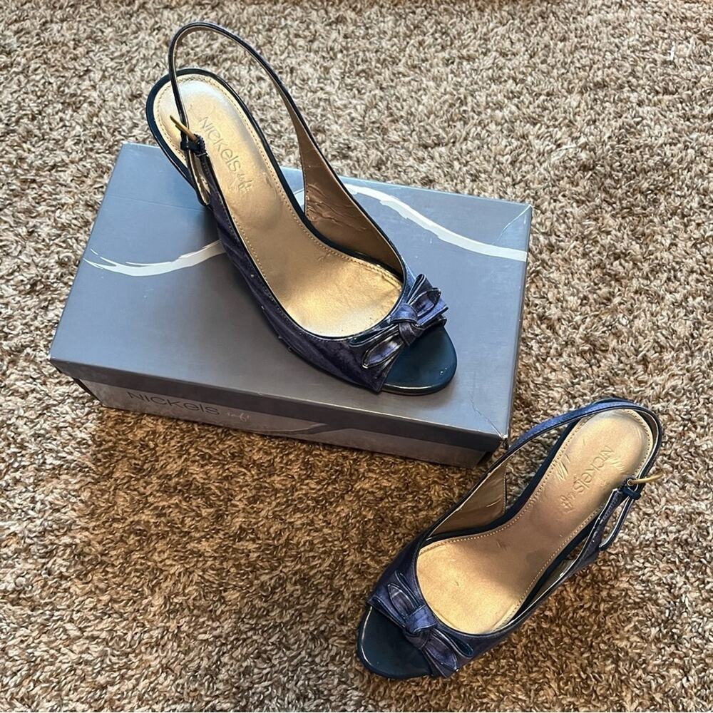 Nickels blue wedges